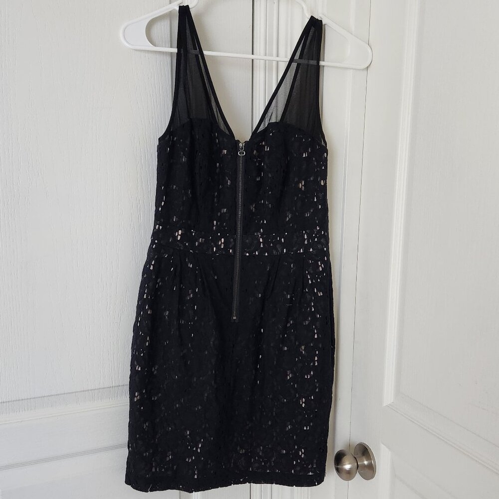 BCBGeneration V-Neck Lace Front Zip Dress - Size 2
